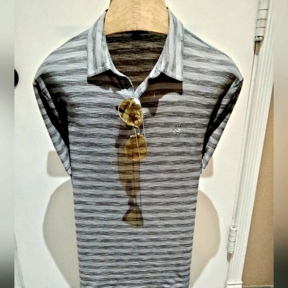 ๐๐ฅ SOLD!! John Varvatos Horizontal Stripe Grey Short Sleeve Polo - Picture 1 of 8